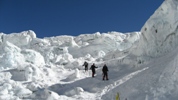 durch Gletscherbruch zum Lager 1 - GB II, 2007
